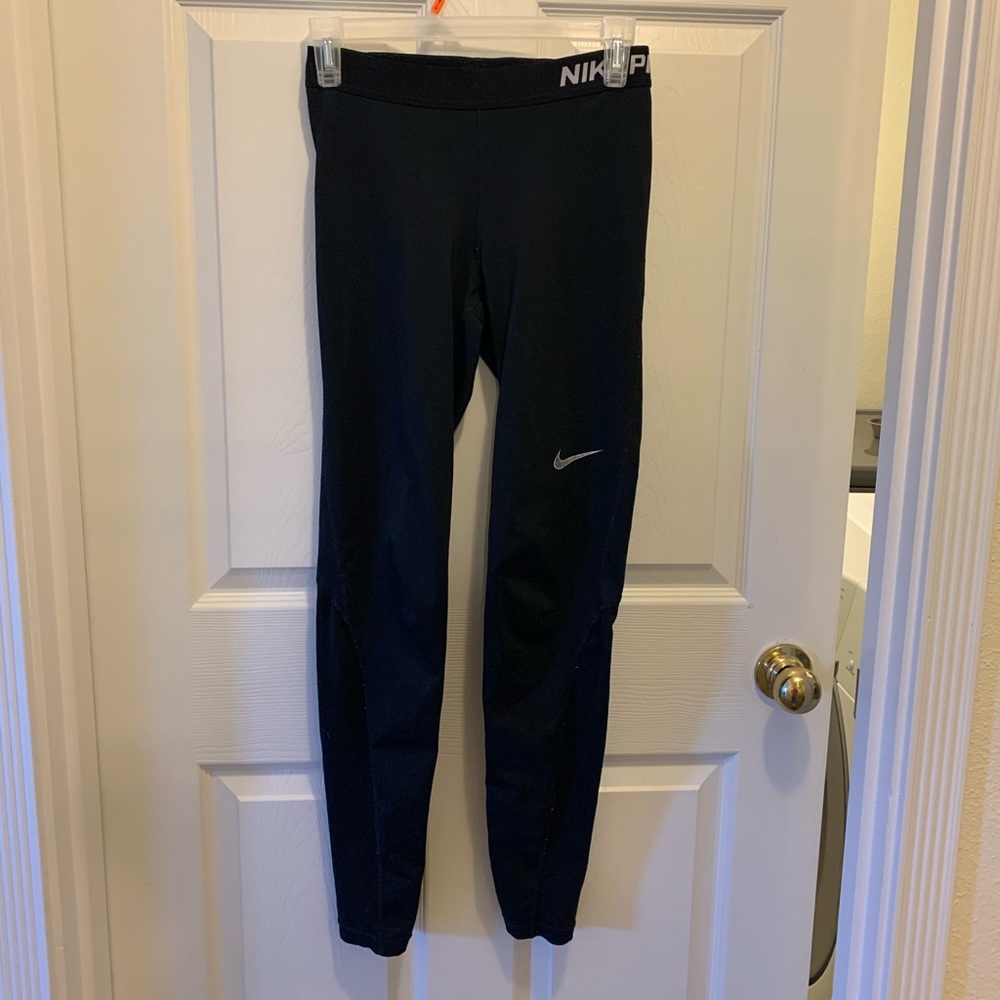 NikePro leggings size Small